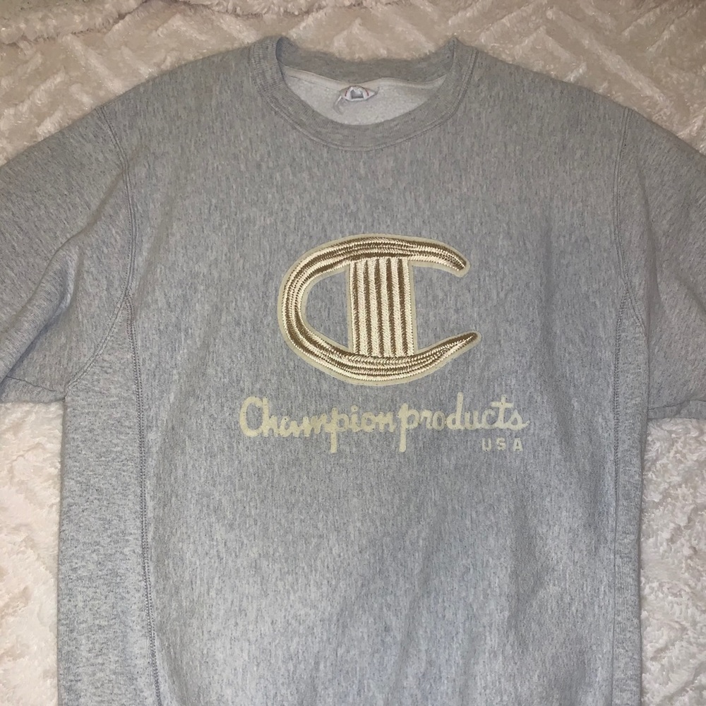 cute champion crew neck!!!